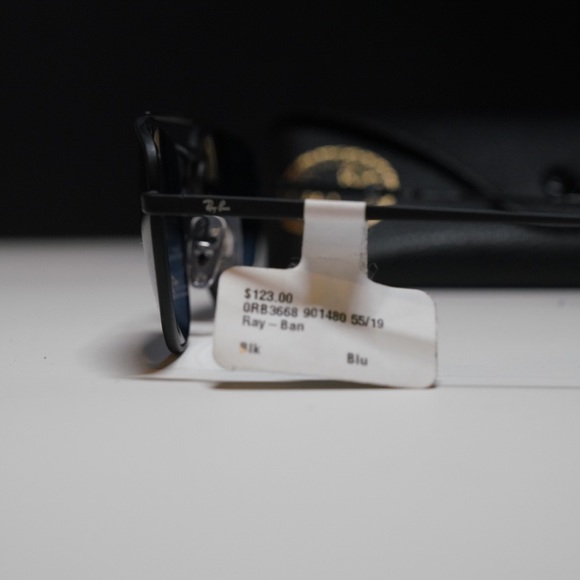 Ray-Ban shades black frames with blue lens - Picture 3 of 5